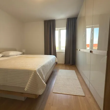Mulberry Apartman *